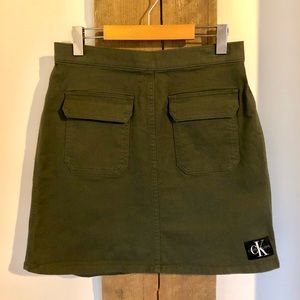 CK skirt size 8, NEW never worn